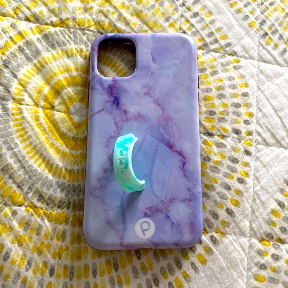 iPhone 11 loopy case